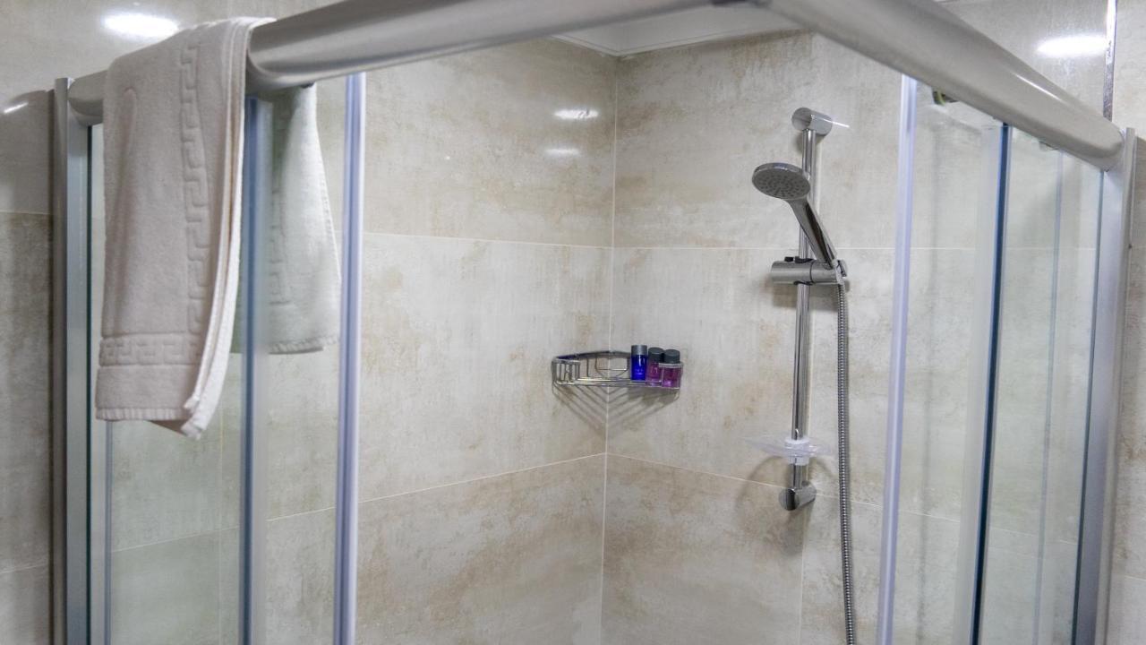 Bursa Suites Apart Otel Exterior foto A shower
